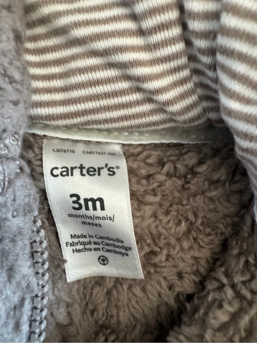 Carter’s Baby 2-Piece Gray Penguin Pants & Sherpa Bear Hoodie Set – 3M